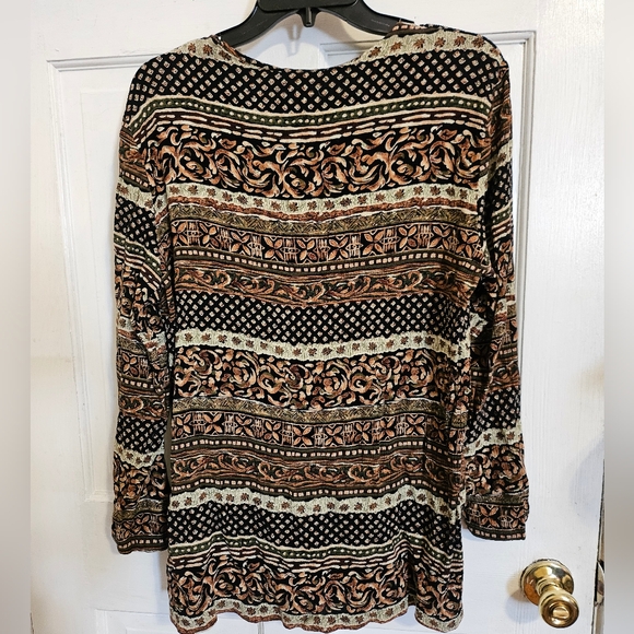 Funky Vintage Button-Up - Picture 3 of 3